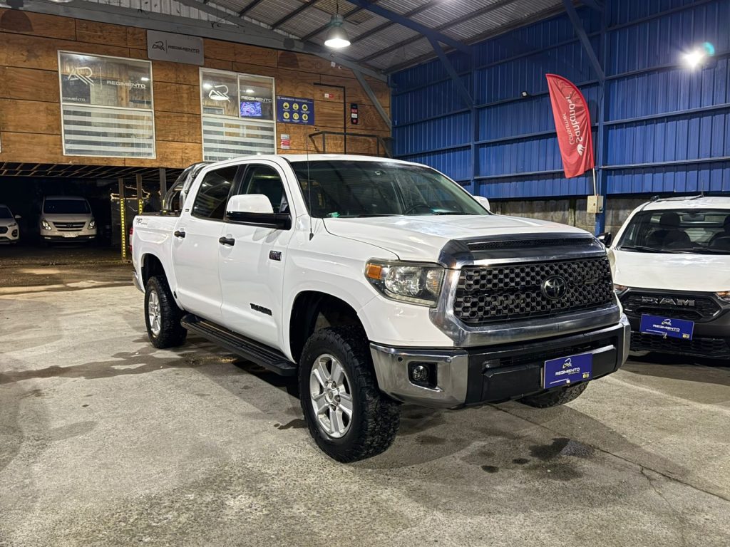 TOYOTA TUNDRA 2018